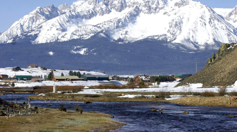 Nossos serviços de aluguel de carros oferecem uma seleção diversificada de veículos em Stanley.